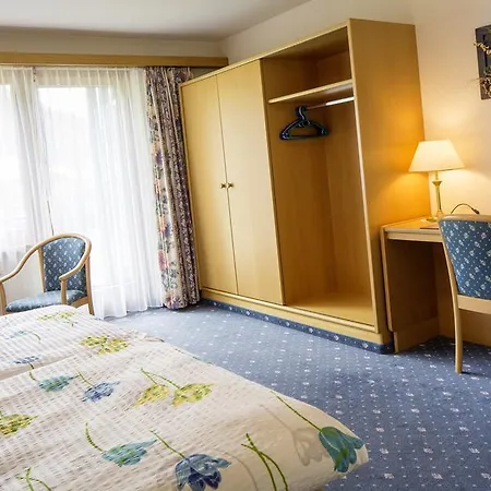 Hotel Alpenhof 3*
