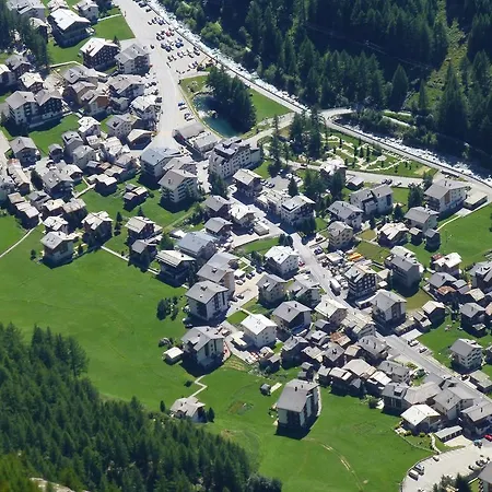 Hotel Alpenhof 3*