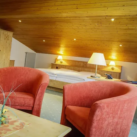 Alpenhof Otel 3*