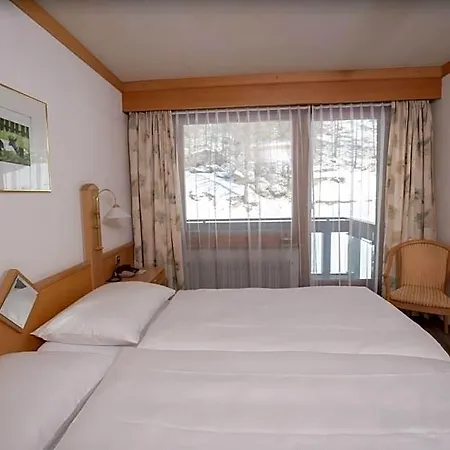 Alpenhof Hotel 3*