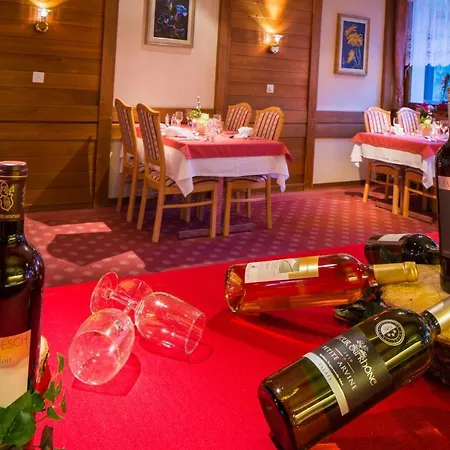 Hotel Alpenhof 3*