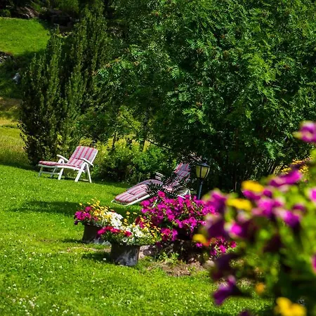 Alpenhof ホテル サース・アルマゲル