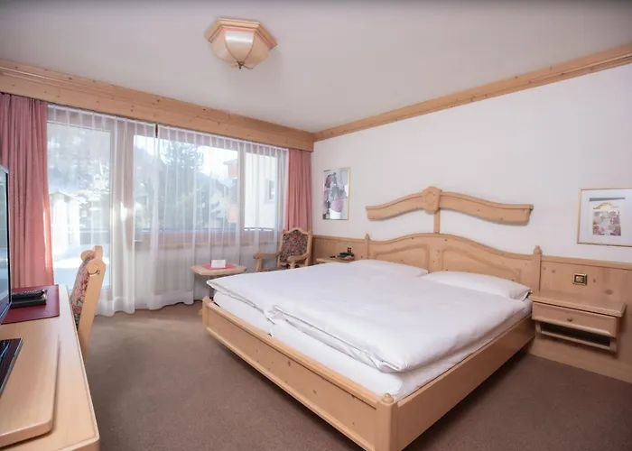 Alpenhof Szálloda 3*